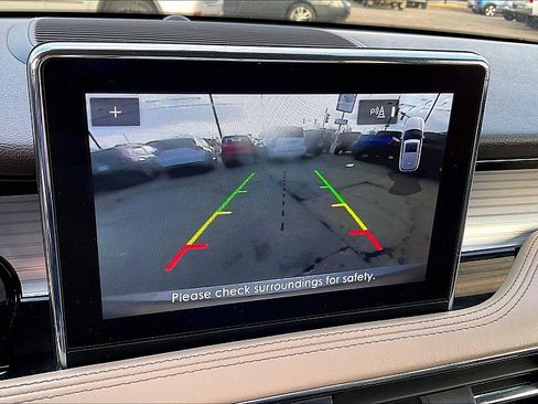 Used 2021 Lincoln Corsair AWD w/ Equipment Group 101A image 14
