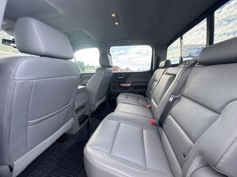 Used 2019 Chevrolet Silverado 2500 LTZ AWD/4WD image 10
