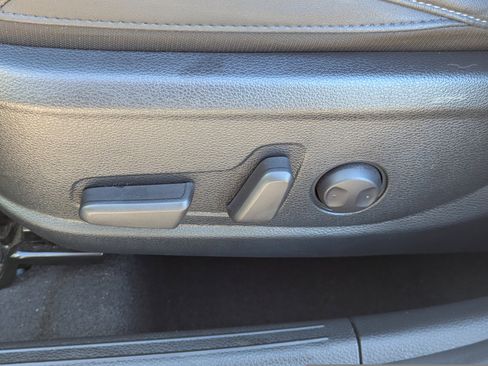 Used 2025 Kia Seltos EX w/ EX Sunroof Package image 21