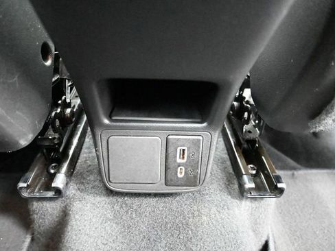 Used 2024 Buick Encore GX Sport Touring image 33