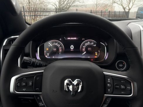 New 2026 RAM 1500 4x4 Crew Cab image 19