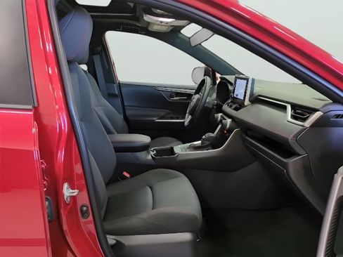 Used 2023 Toyota RAV4 SE w/ Weather & Moonroof Package AWD/4WD image 17