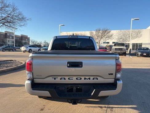 Used 2023 Toyota Tacoma TRD Sport image 6