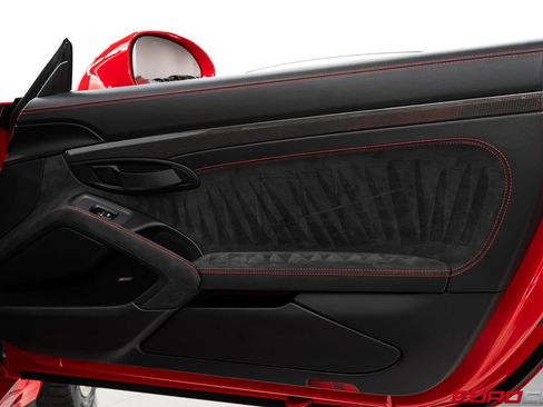 Used 2018 Porsche 911 GT2 RS image 34