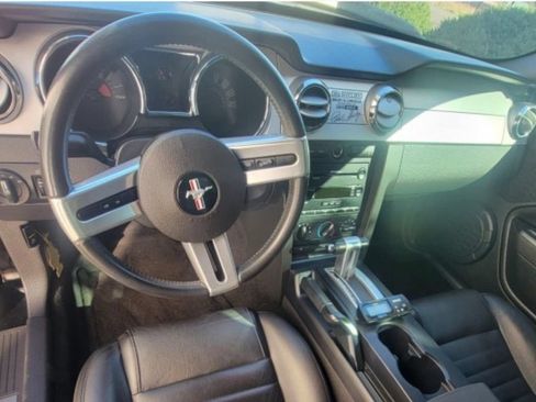 Used 2006 Ford Mustang GT Premium RWD image 12