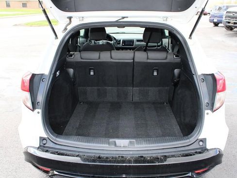 Used 2021 Honda HR-V Sport image 16