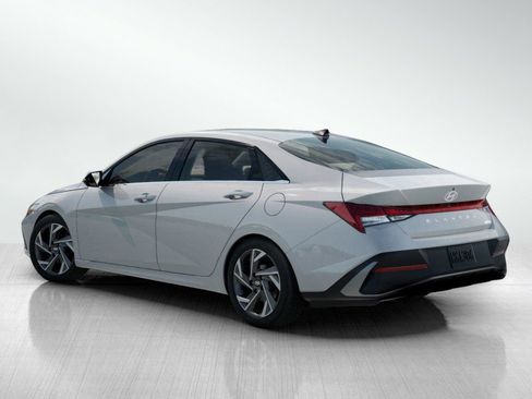 New 2026 Hyundai Elantra Limited image 6