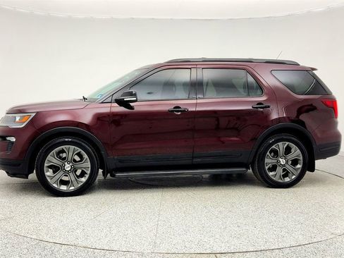 Used 2018 Ford Explorer Sport w/ Equipment Group 401A image 8