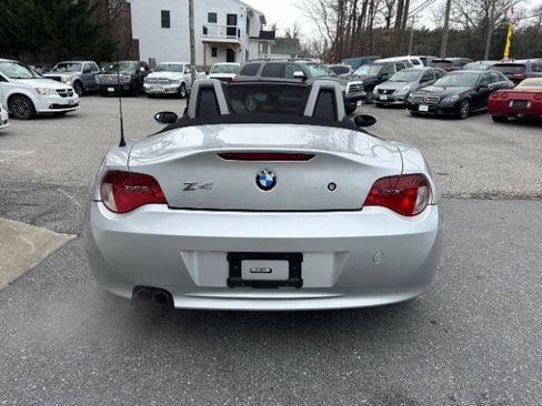 Used 2006 BMW Z4 3.0i image 4