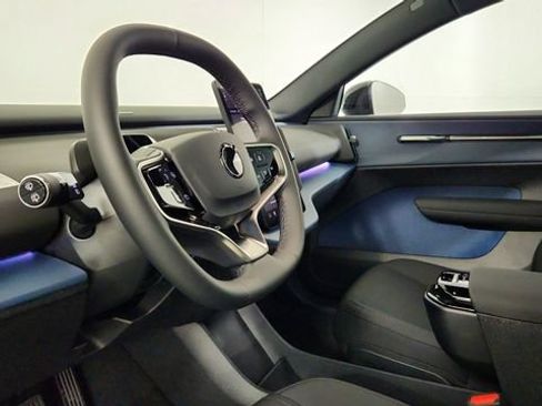New 2026 Volvo EX30 Plus w/ Climate Package AWD/4WD image 10