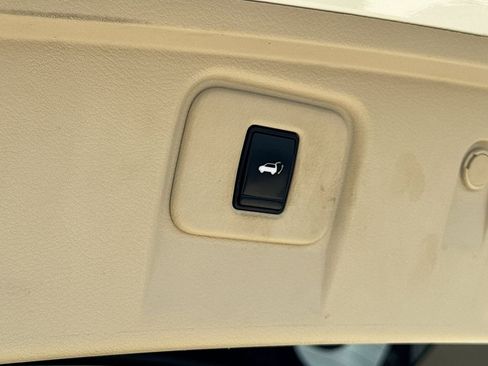 Used 2019 Nissan Murano Platinum w/ Cargo Package FWD image 35