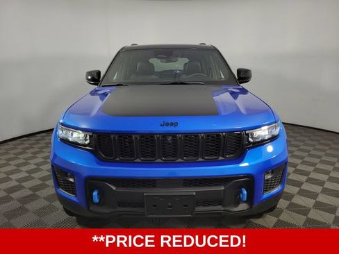 Used 2023 Jeep Grand Cherokee Trailhawk AWD/4WD image 2
