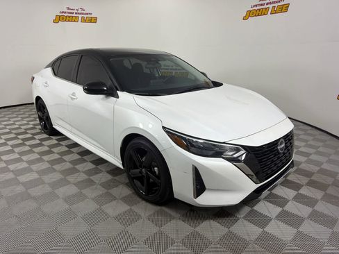 Used 2024 Nissan Sentra SR image 8