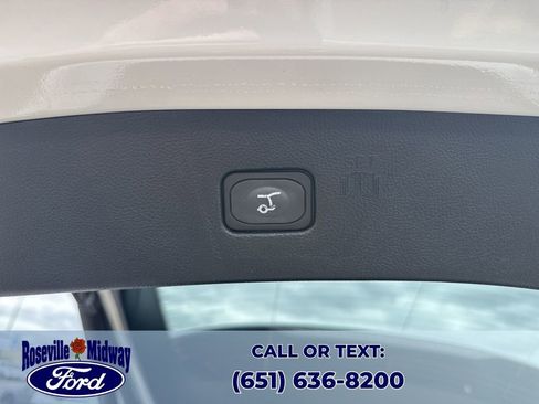 Used 2022 Ford Edge ST-Line AWD/4WD image 40