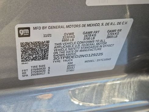 Used 2022 GMC Sierra 1500 SLT w/ SLT Premium Plus Package RWD image 35