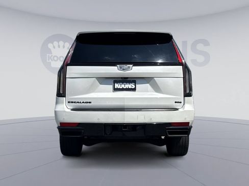 Used 2021 Cadillac Escalade ESV Sport w/ LPO, ONYX Package AWD/4WD image 5