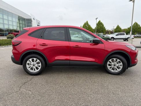 Used 2026 Ford Escape Active w/ Cold Weather Package AWD/4WD image 8