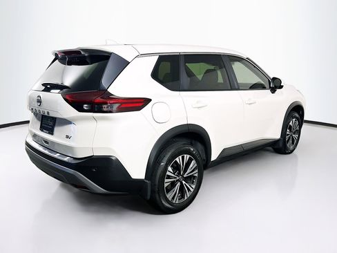 Used 2023 Nissan Rogue SV FWD image 9