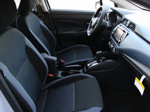 New 2025 Nissan Versa SV w/ Trunk Package image 30