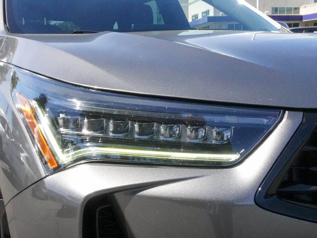 Used 2024 Acura RDX w/ Advance Package AWD/4WD image 3