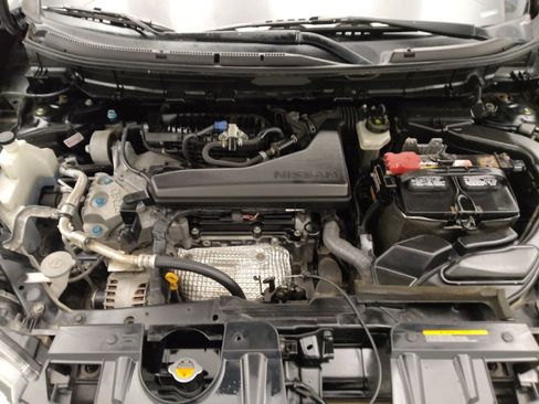 Used 2020 Nissan Rogue S FWD image 30
