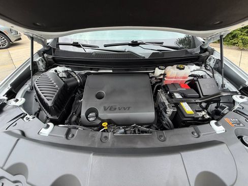 Used 2023 Chevrolet Traverse LT w/ LT Premium Package AWD/4WD image 36