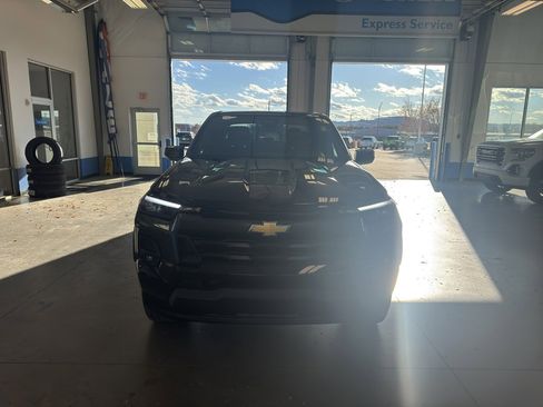 Used 2023 Chevrolet Colorado LT w/ LT Convenience Package III image 8