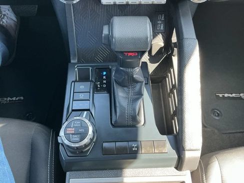 Used 2024 Toyota Tacoma TRD Off-Road AWD/4WD image 19