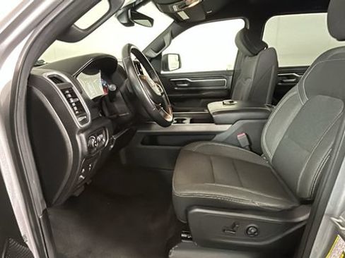 Used 2019 RAM 1500 Big Horn AWD/4WD image 11