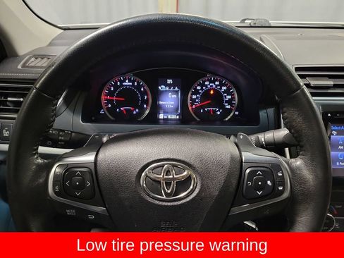 Used 2015 Toyota Camry XSE image 15
