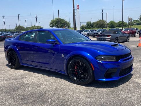 Used 2022 Dodge Charger SRT Hellcat RWD image 3