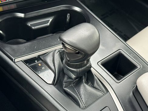 Used 2024 Lexus UX 250h 250h Base image 24