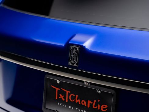 Used 2021 Rolls-Royce Cullinan Black Badge image 29