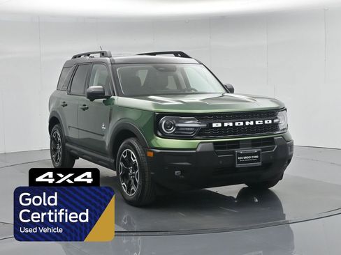 Certified 2025 Ford Bronco Sport Outer Banks w/ Outer Banks Tech Package+ image 1