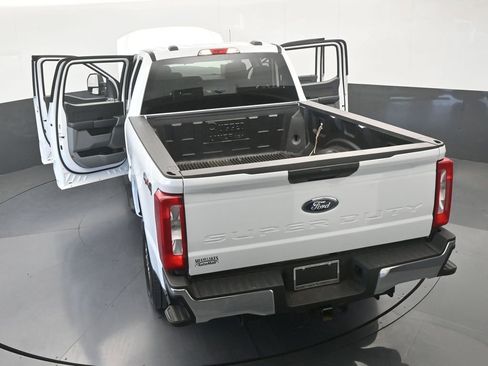 Used 2025 Ford F250 XLT image 72