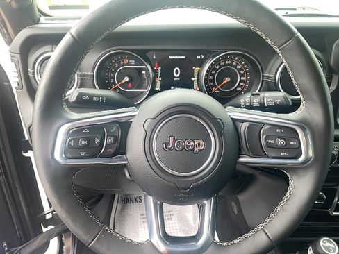 Used 2019 Jeep Wrangler Unlimited Sahara w/ Quick Order Package 24M Moab image 11