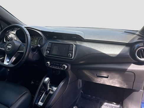 Used 2019 Nissan Kicks SR w/ SR Premium Package image 31