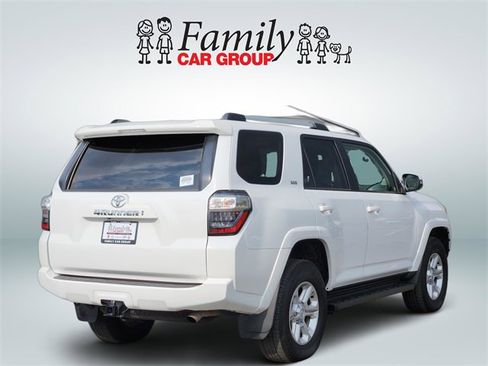 Certified 2024 Toyota 4Runner SR5 Premium image 4