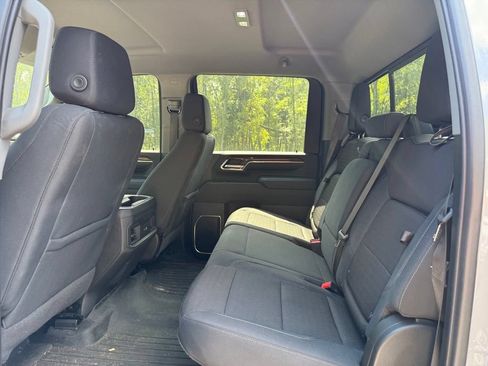 Used 2024 Chevrolet Silverado 2500 LT w/ Z71 Sport Edition AWD/4WD image 7