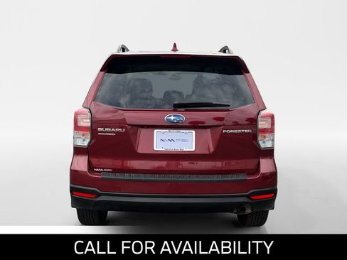 Used 2018 Subaru Forester 2.5i Premium w/ All-Weather Package AWD/4WD image 4