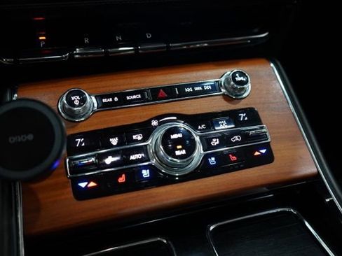 Used 2020 Lincoln Aviator Grand Touring w/ Equipment Group 302A image 29