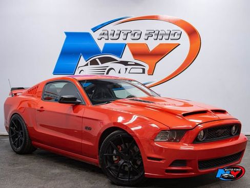Used 2013 Ford Mustang GT Premium image 9