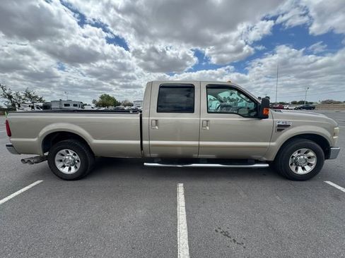 Used 2010 Ford F350 Lariat image 13