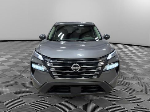 Used 2024 Nissan Rogue SV FWD image 2