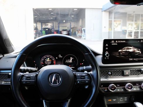 Used 2023 Acura Integra A-Spec image 29