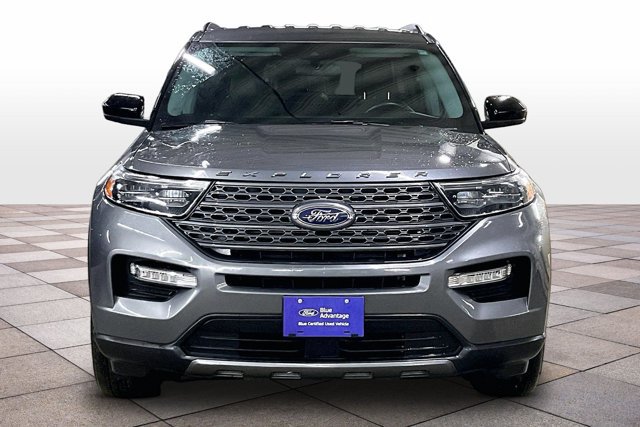 Certified 2022 Ford Explorer XLT w/ Equipment Group 202A AWD/4WD image 3