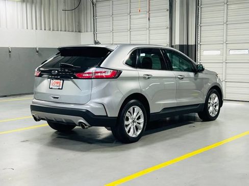 Used 2021 Ford Edge Titanium AWD/4WD image 18