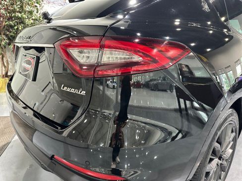 Used 2019 Maserati Levante GranSport AWD/4WD image 34