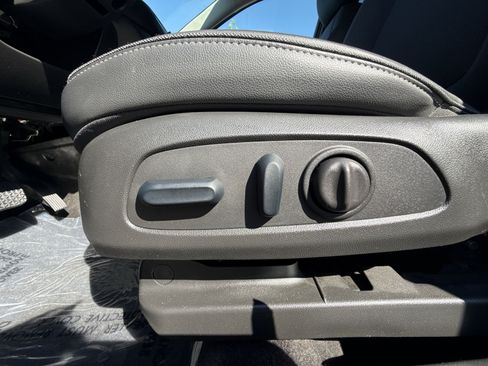 Used 2023 Buick Encore GX Select w/ Safety Package II FWD image 14