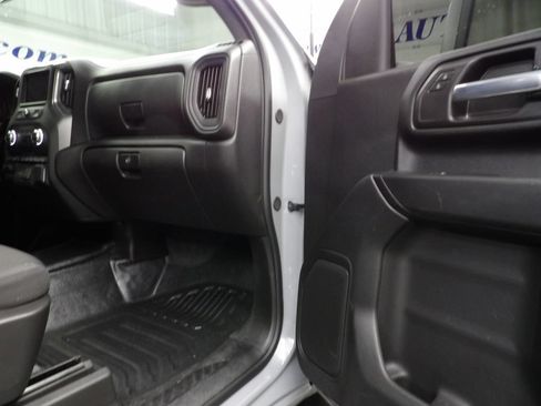 Used 2025 GMC Sierra 3500 Pro w/ Convenience Package AWD/4WD image 26